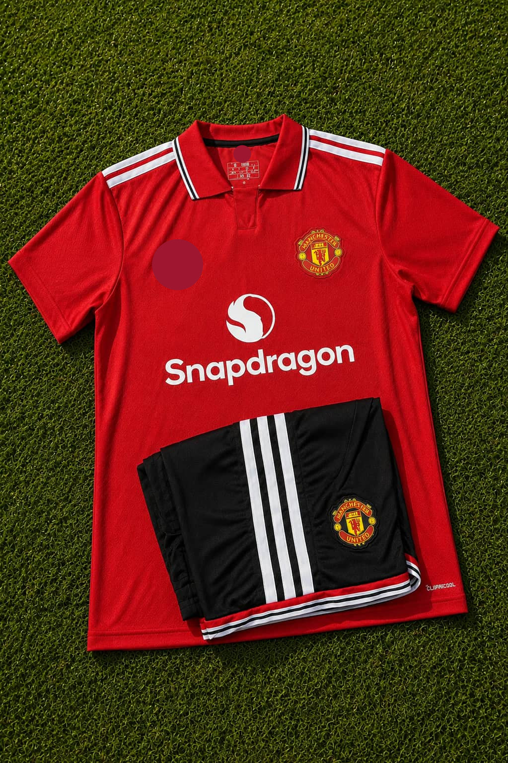 MAN UNITED HOME 2026/27 (JERSEY + SHORTS)