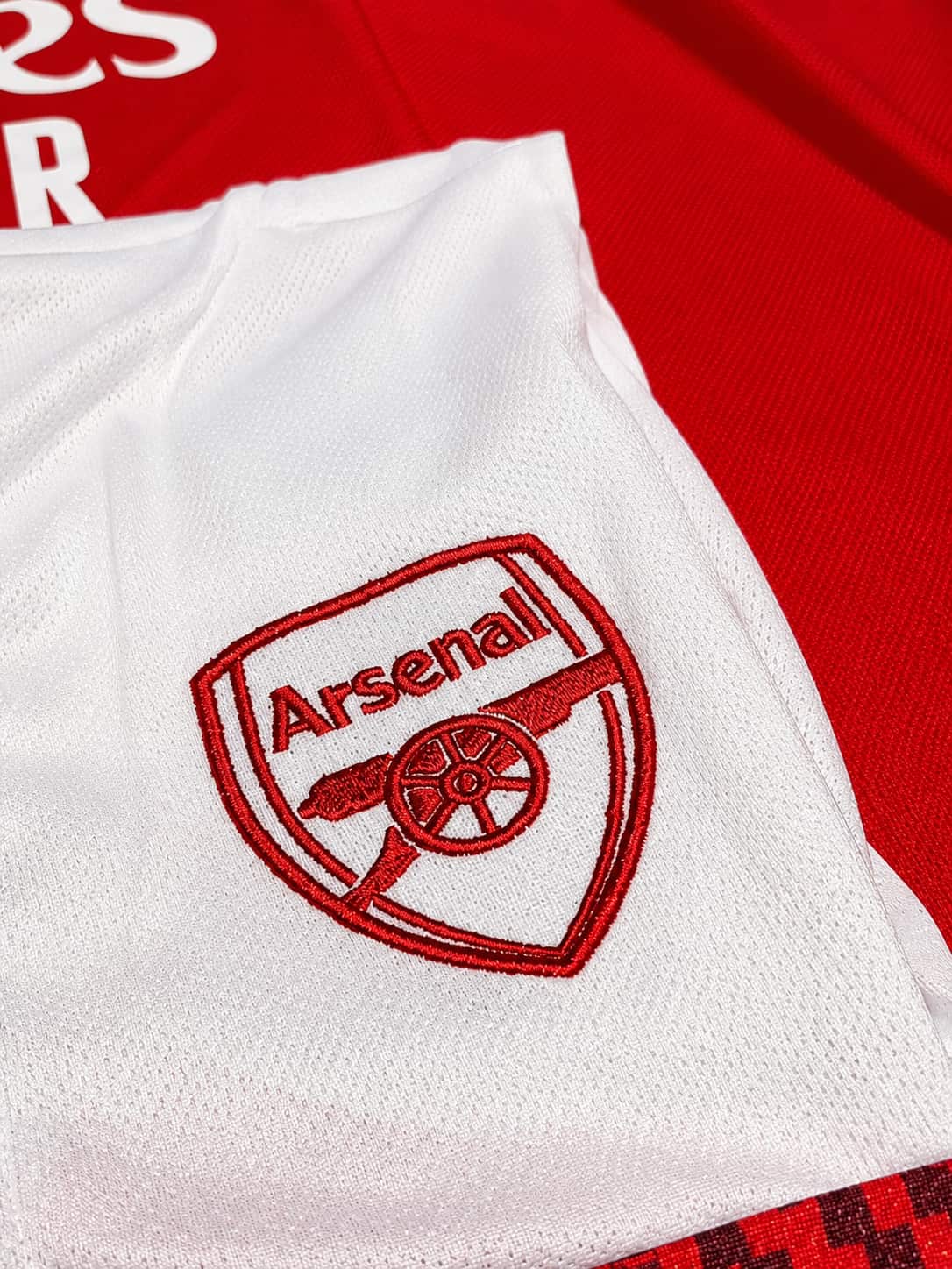 ARSENAL HOME KIT 2026/27 (JERSEY + SHORTS)