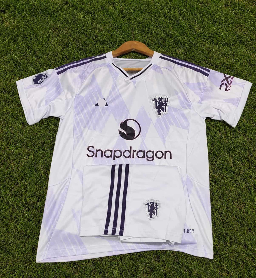 Manchester United 25/26 Away Kit (Jersey + Shorts)