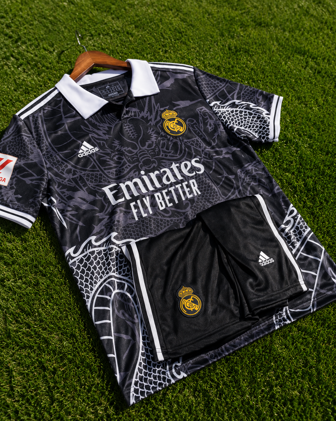 Real Madrid Black Dragon  Kit(Jersey+Shorts)