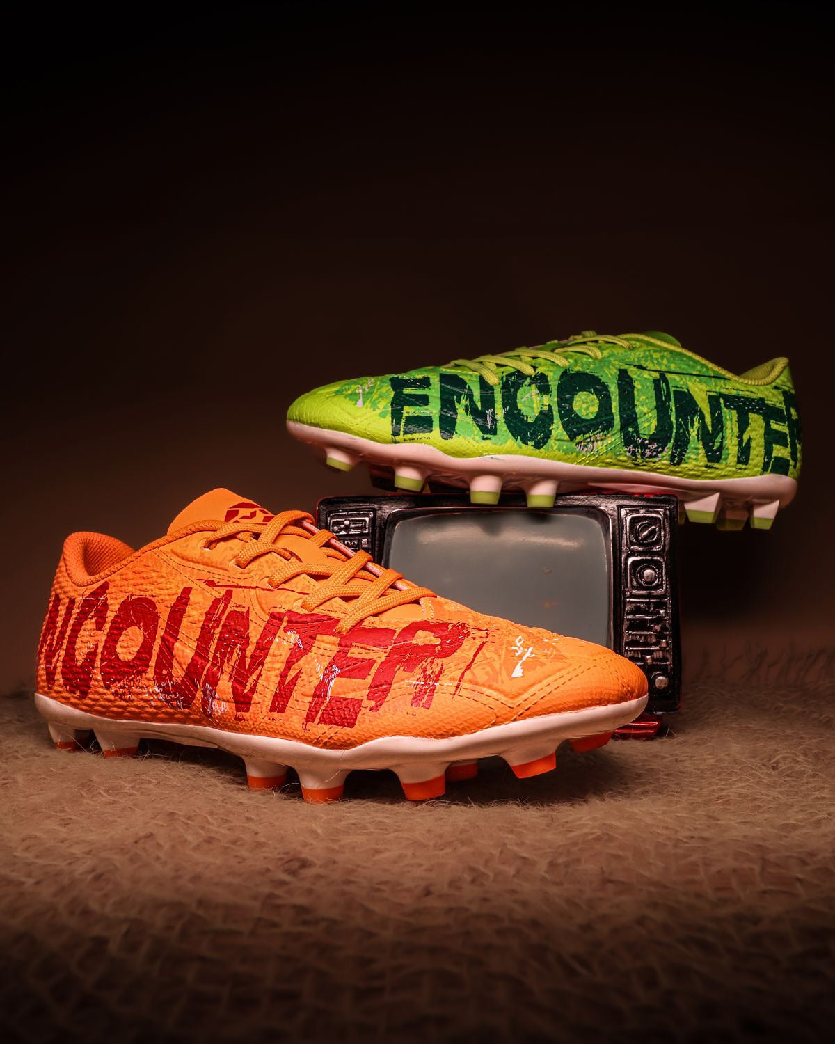 NIVIA  ENCOUNTER RETRO - Football Studs