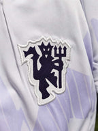 Manchester United 25/26 Away Kit (Jersey + Shorts)