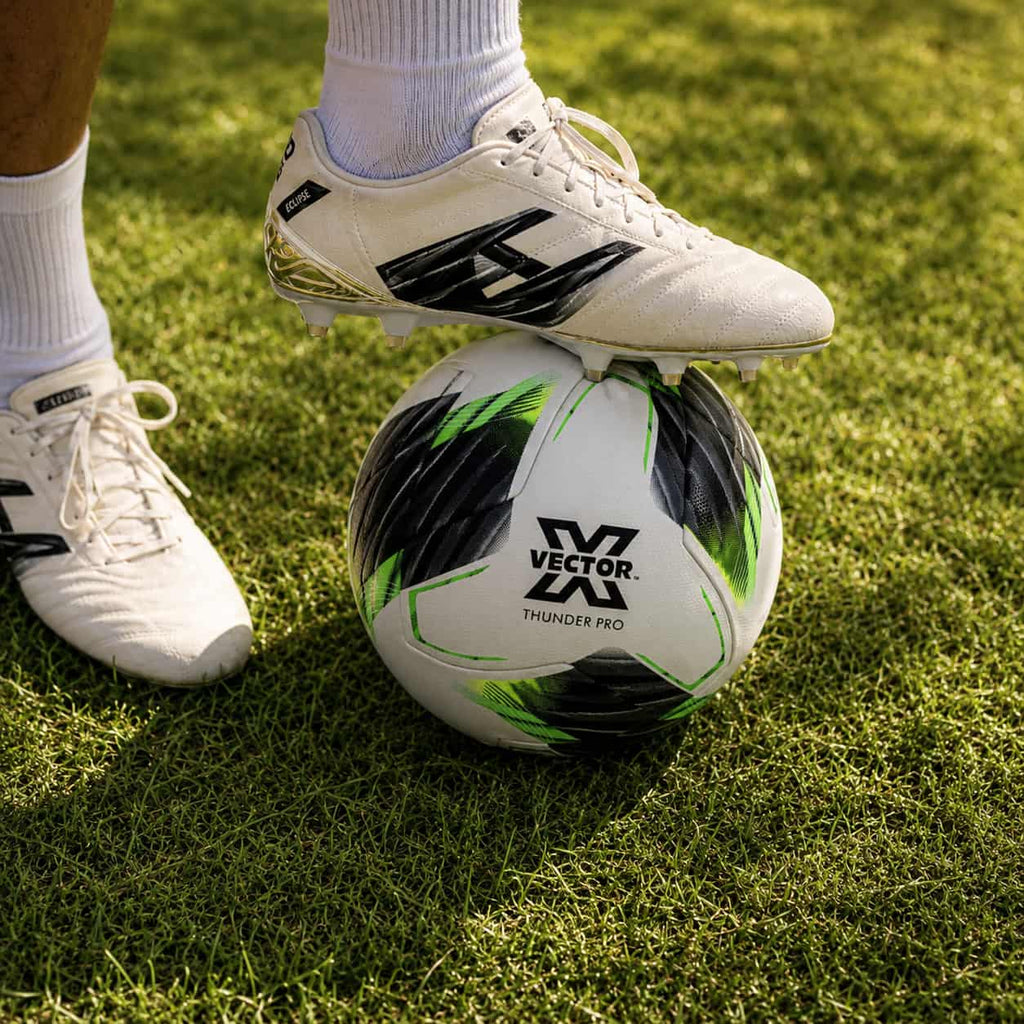 VECTOR X Thunder Pro Fifa Basic Profesisonal Match Ball - Size 5