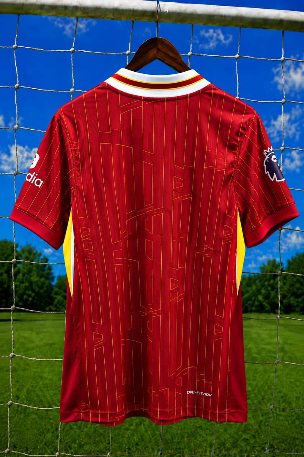 LiverPool 24/25 Home Kit (Jersey + Shorts)