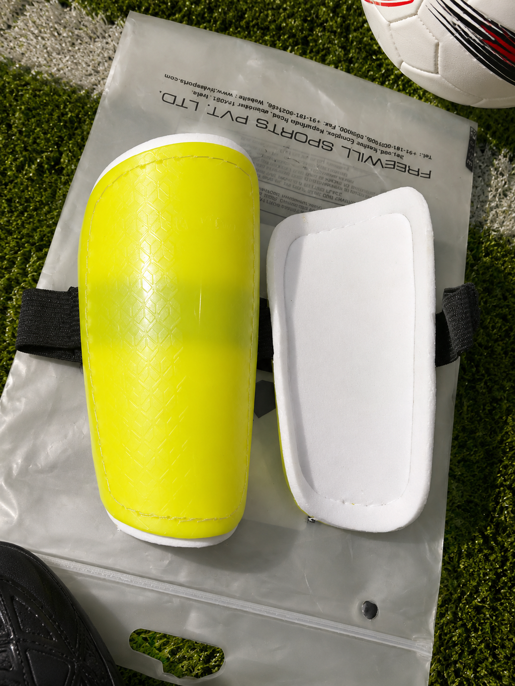 NIVIA Football Shin Guards with Adjustable Straps - KIDS