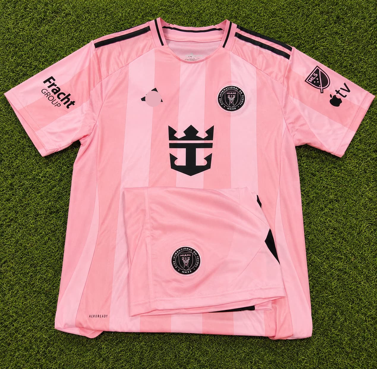 Inter Miami 25/26 Home Kit (Jersey + Shorts)